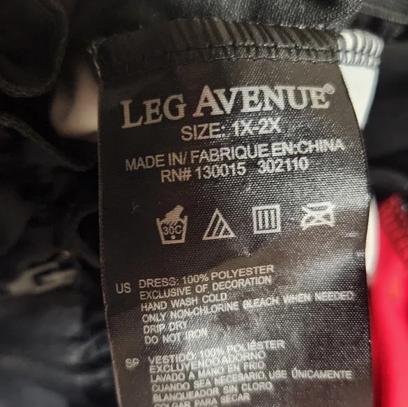 Queen of Hearts Costume Dress with Neck Ruffle - Picture 4 of 8